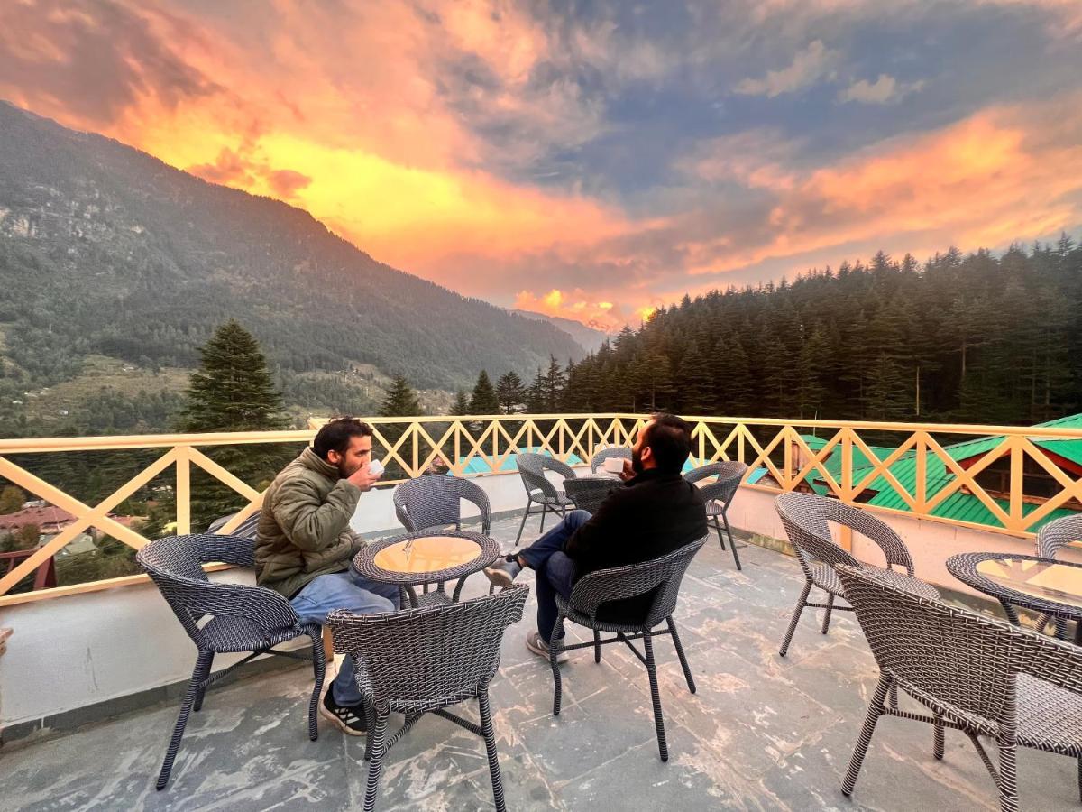 North Deodar Avenue, Manali Bagian luar foto